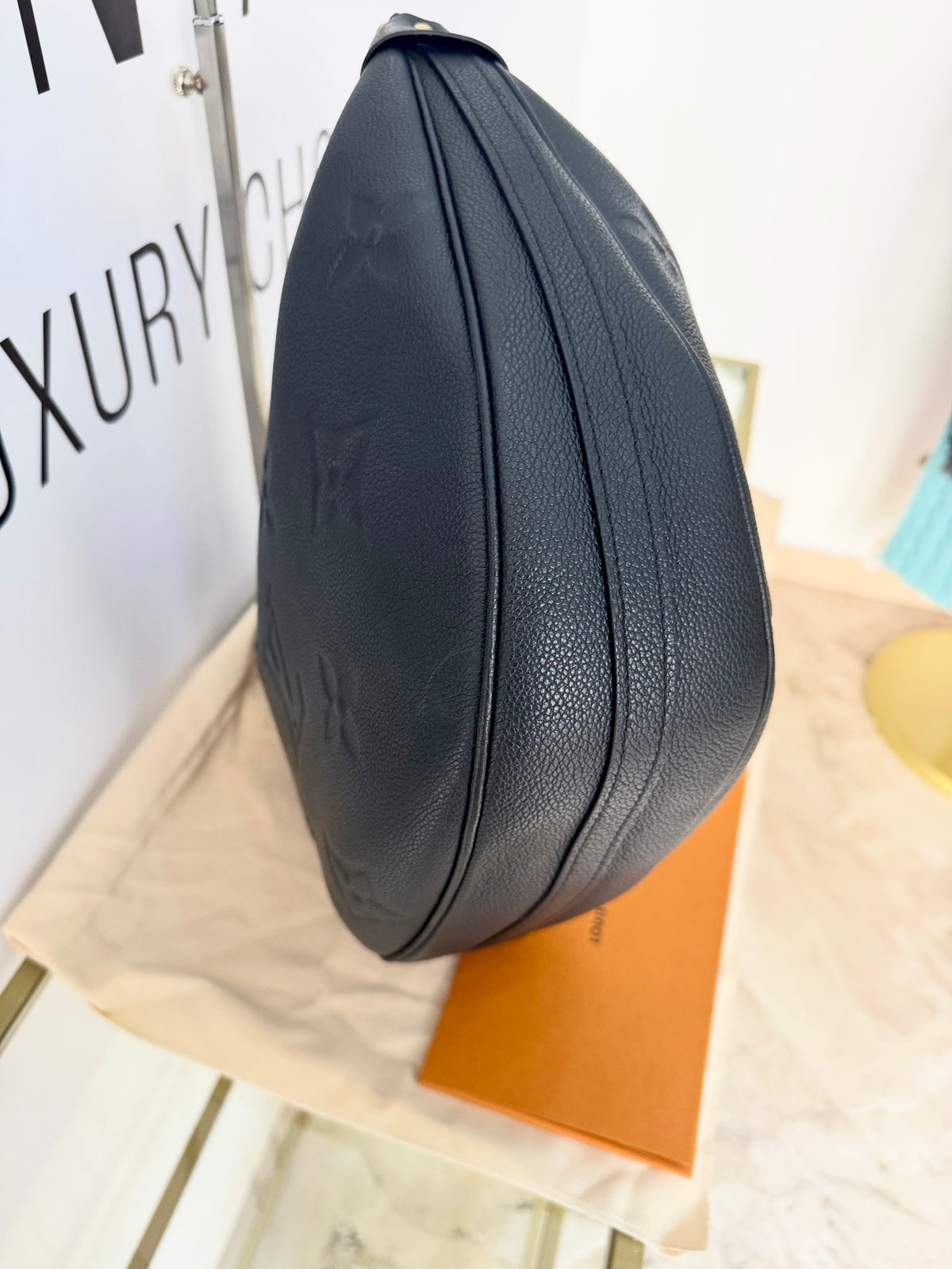Borsa Loop Hobo Monogram Empreinte Louis Vuitton