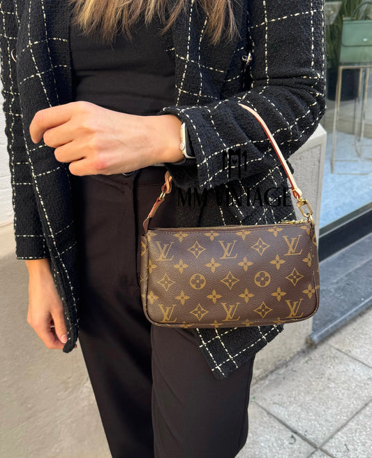 Pochette Accessoires Monogram Louis Vuitton