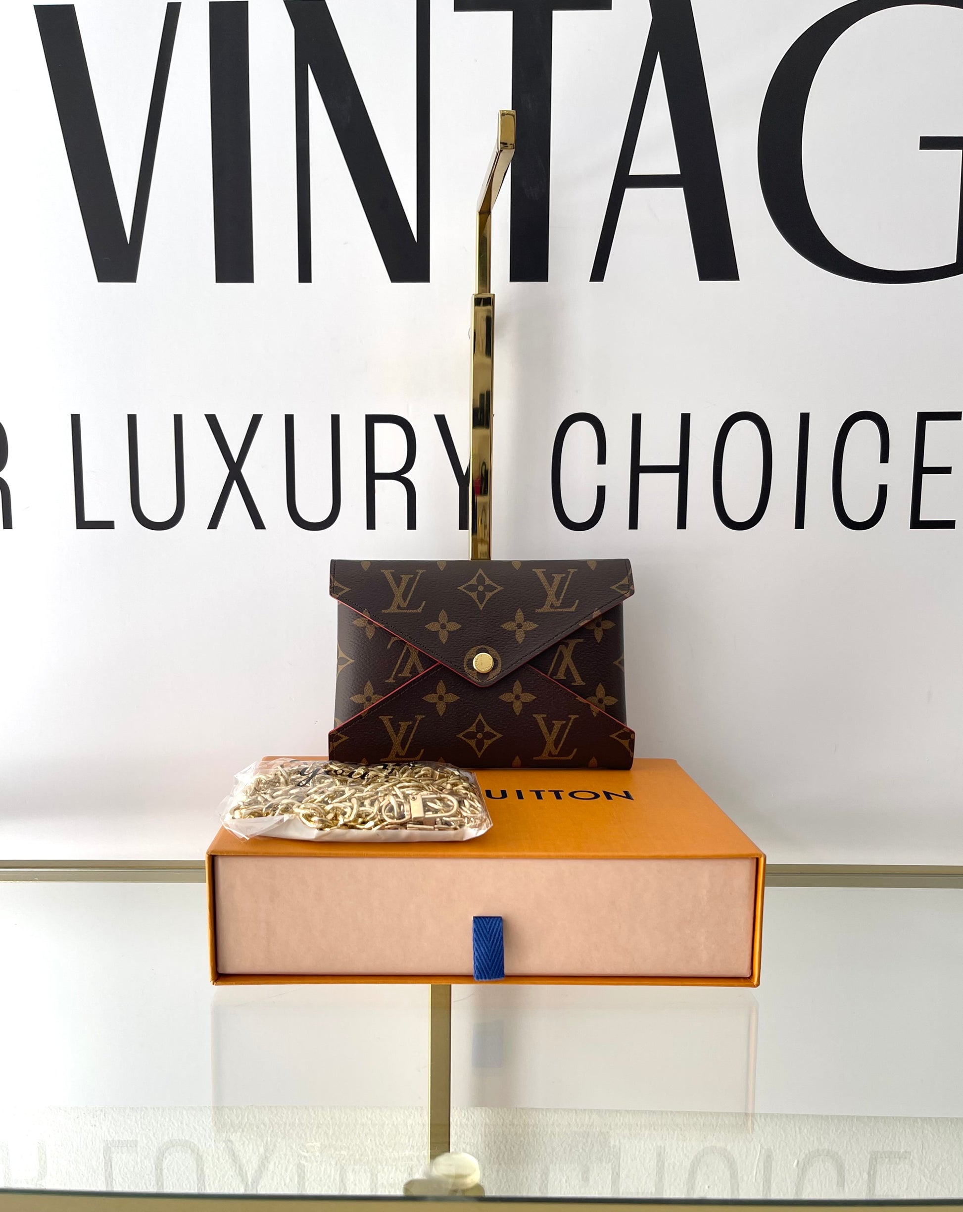 Pochette Kirigami Monogram Medium Louis Vuitton