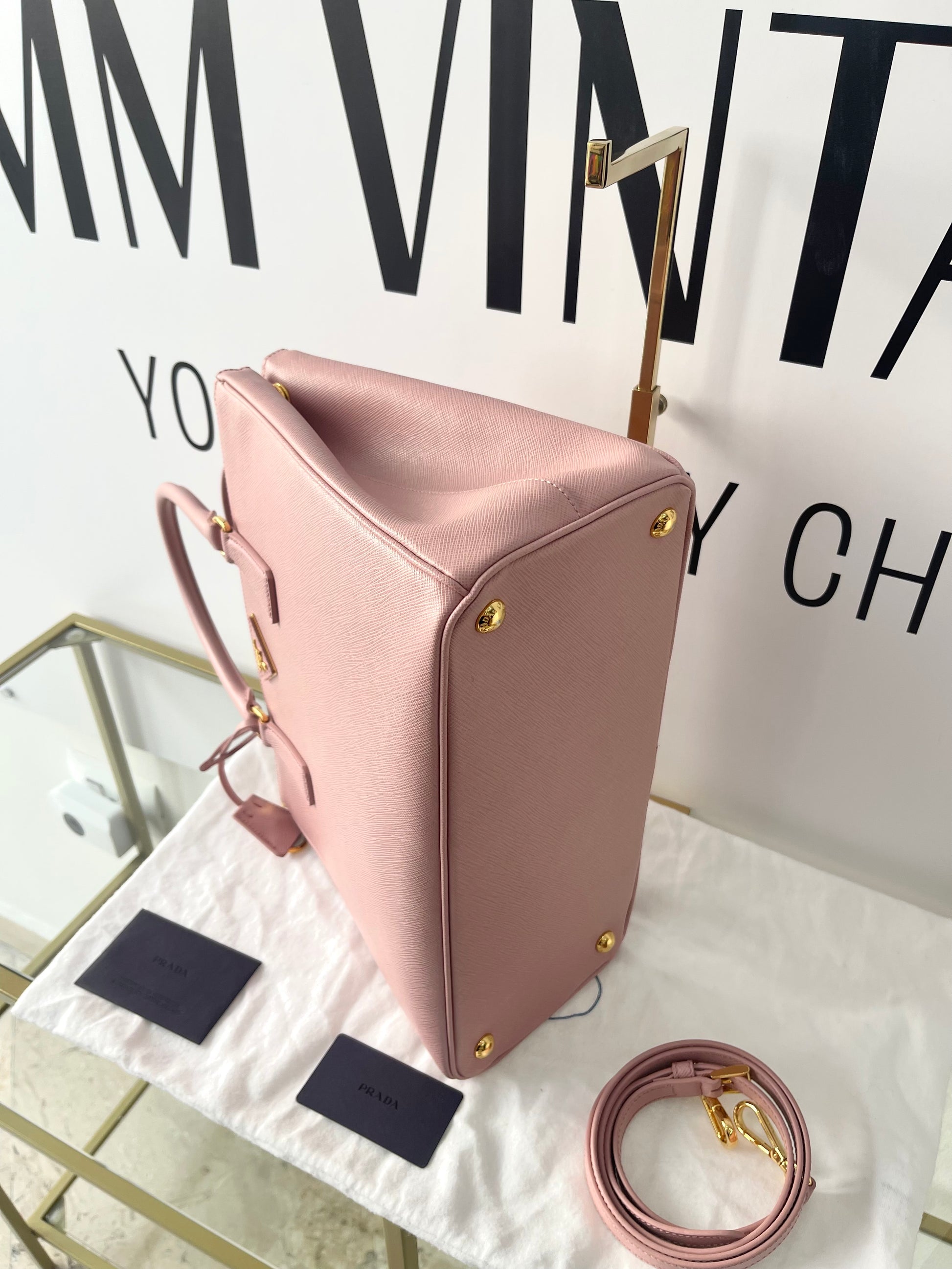 Borsa Galleria Large in Saffiano Prada