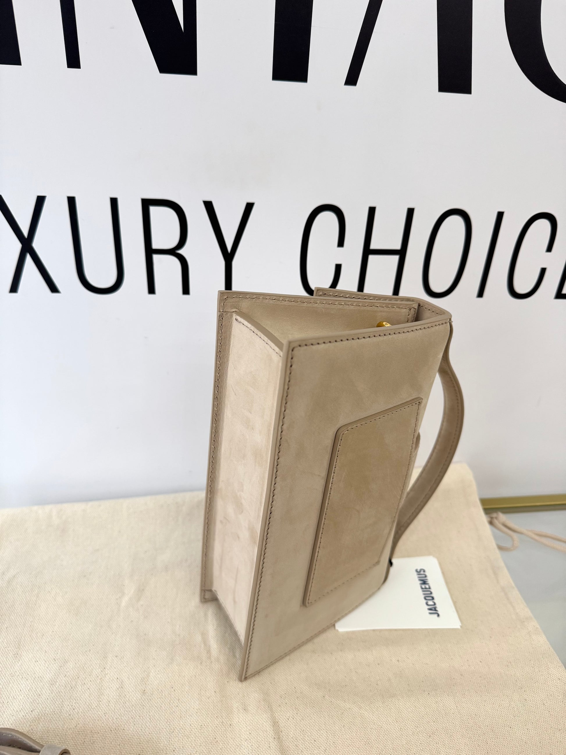 Borsa Le Grand Bambino in Nabuk Jacquemus