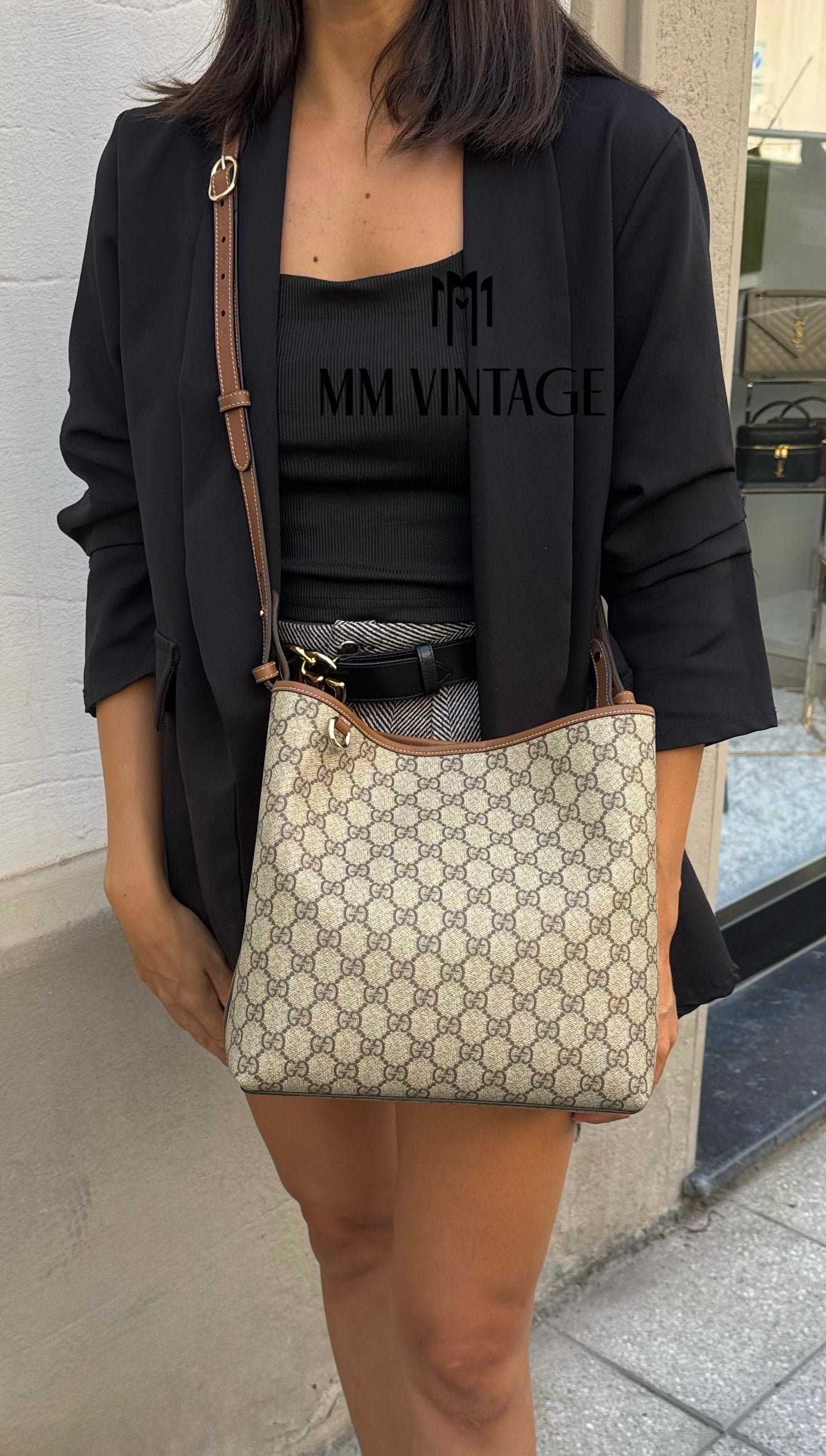 Borsa a Secchiello GG Emblem Gucci