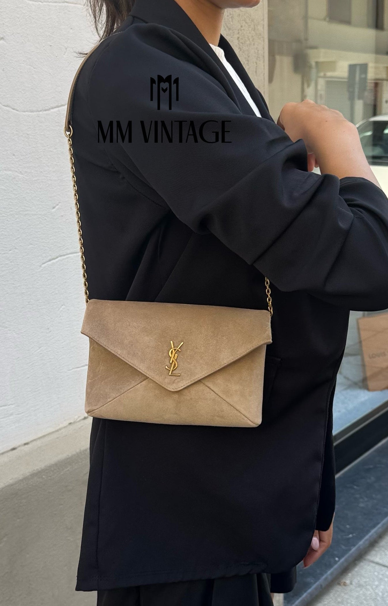 Pochette Cassandre in Suede Saint Laurent