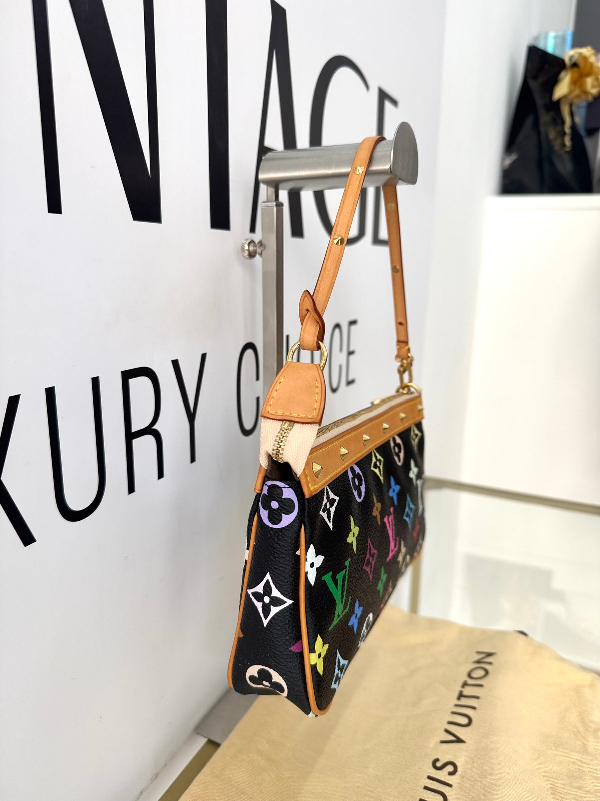 Pochette Accessoires Monogram Multicolor Louis Vuitton
