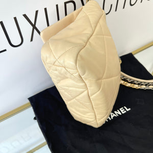 Borsa Chanel 19
