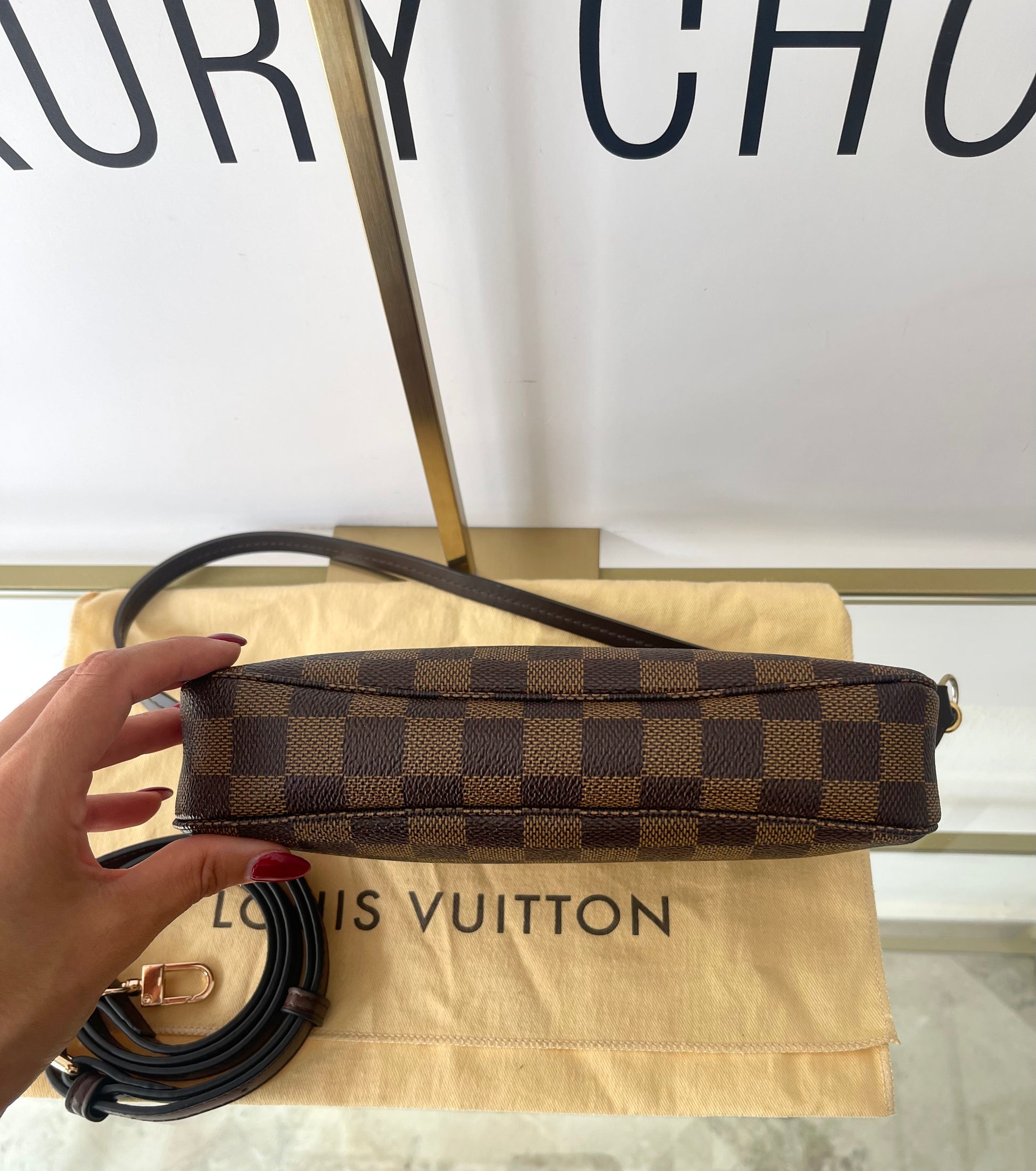 Pochette Accessoires Damier Ebéne Louis Vuitton