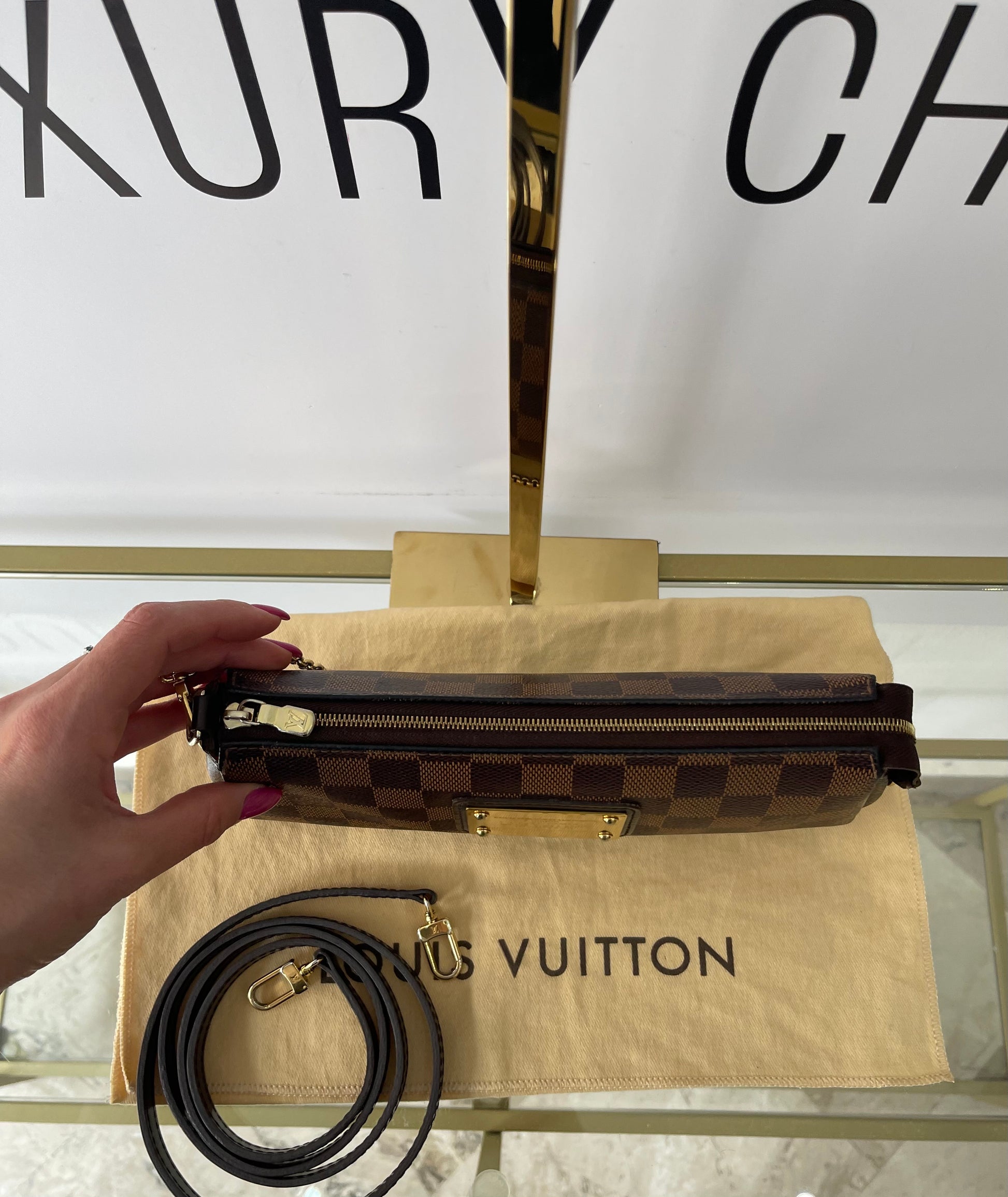 Borsa Eva Damier Ebène Louis Vuitton