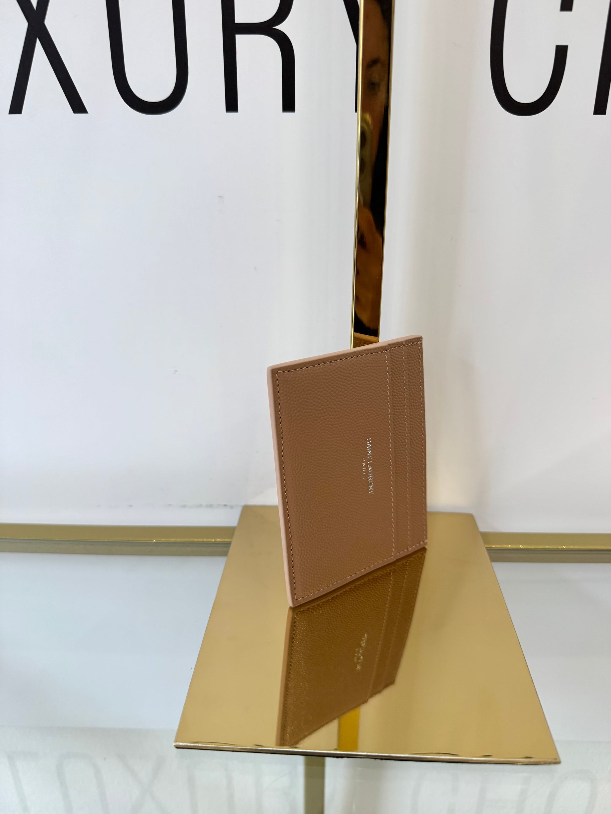 Portacarte in pelle martellata Saint Laurent beige scuro