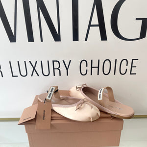 Ballerine in raso Miu Miu