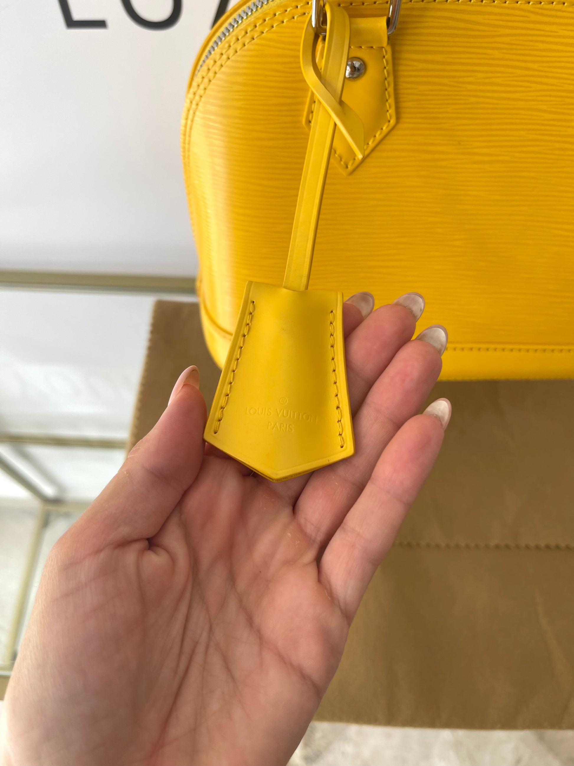 Borsa Alma Epi BB Louis Vuitton