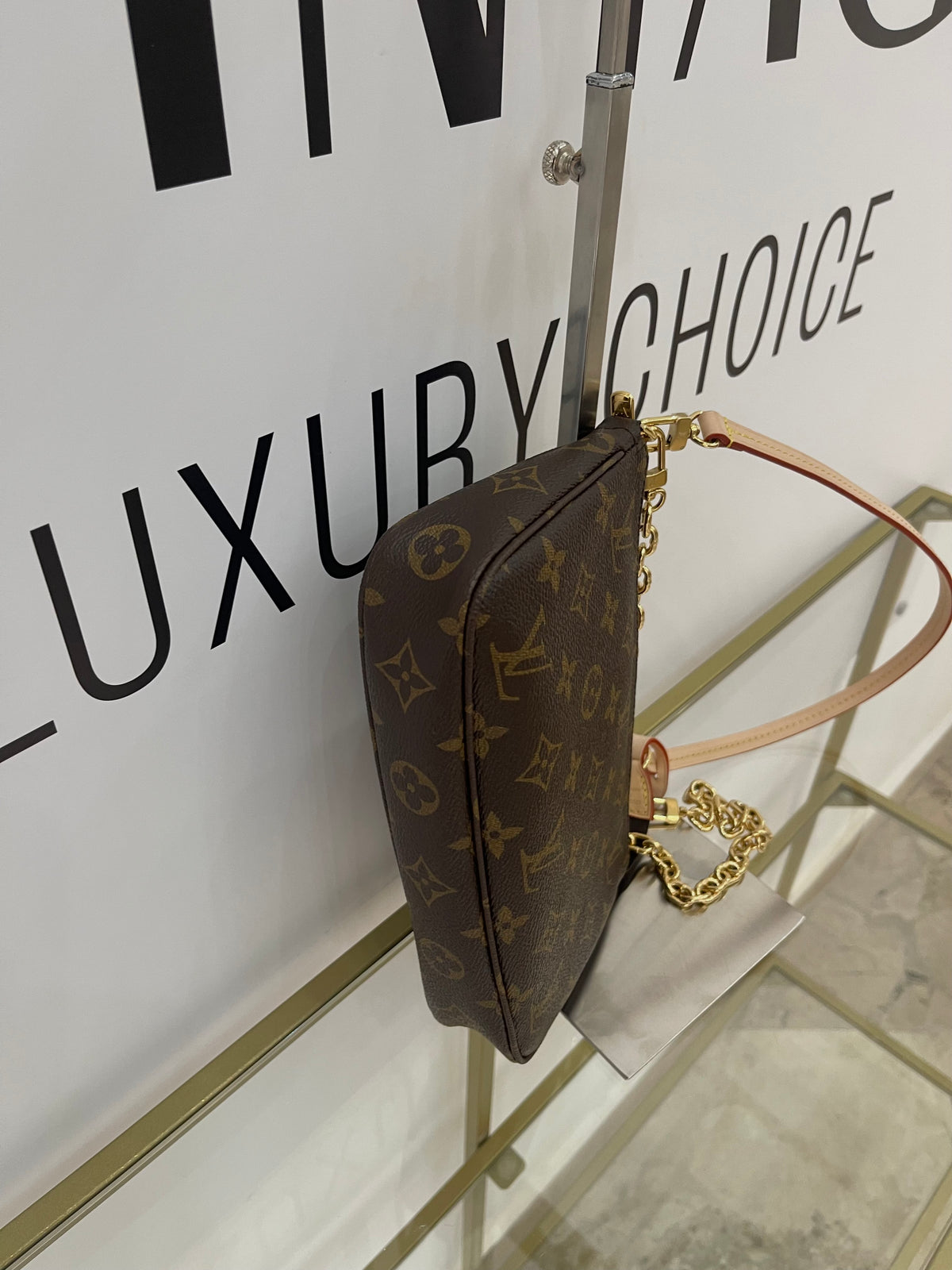 Pochette Accessoires Monogram Louis Vuitton