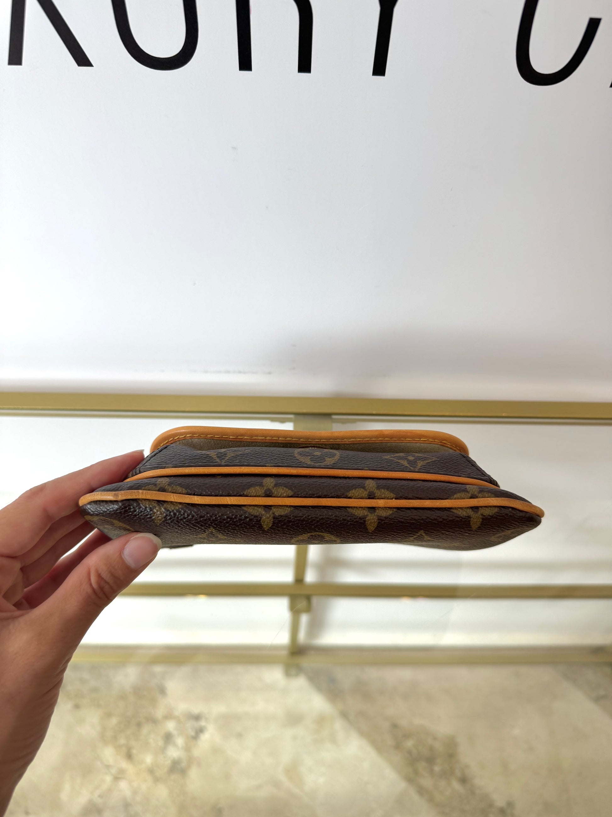 Pochette Tikal Monogram Louis Vuitton