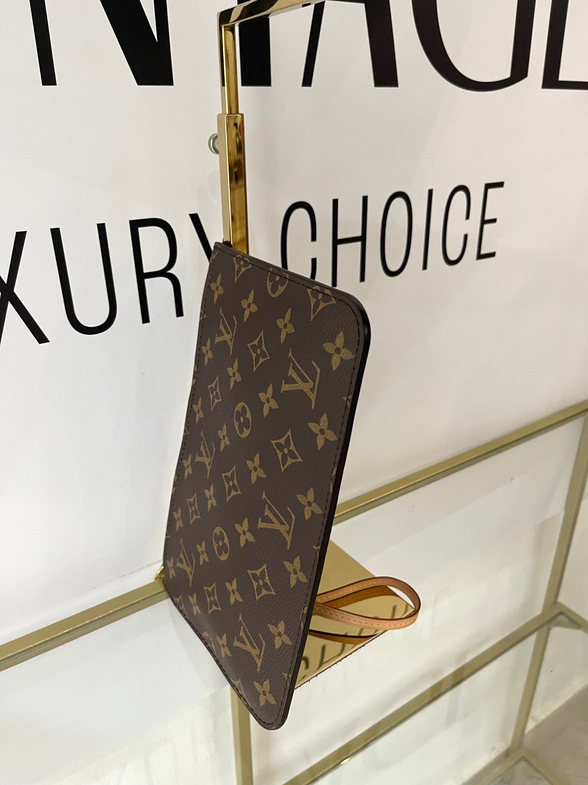 Pochette Monogram Louis Vuitton