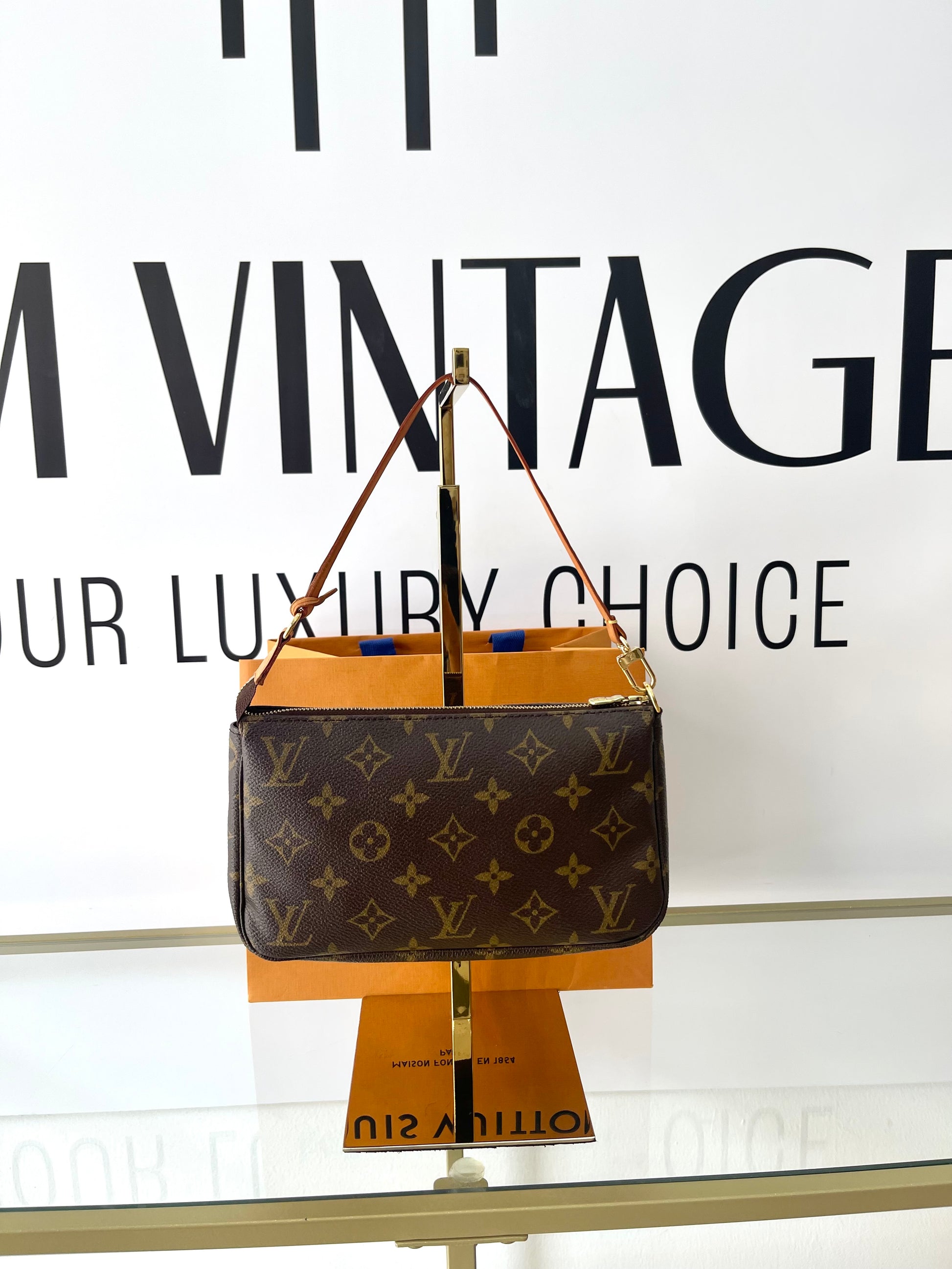 Pochette Accessoires Monogram Louis Vuitton