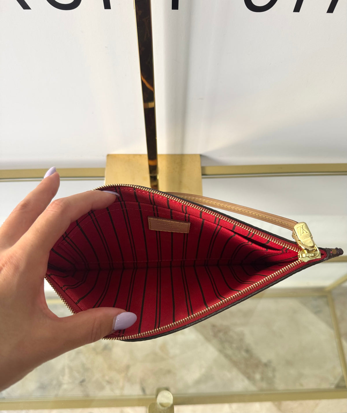 Pochette Monogram Louis Vuitton
