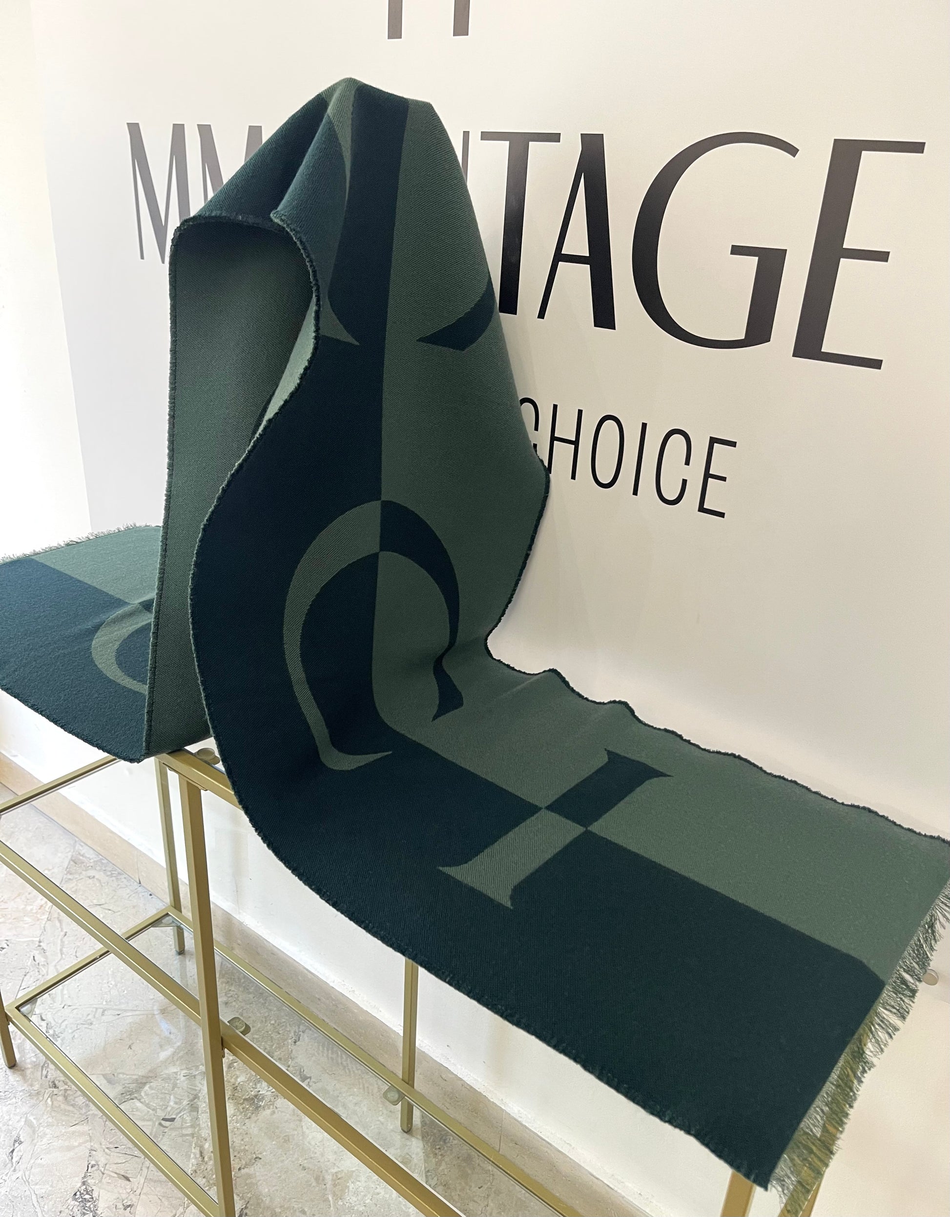 Sciarpa con logo Gucci