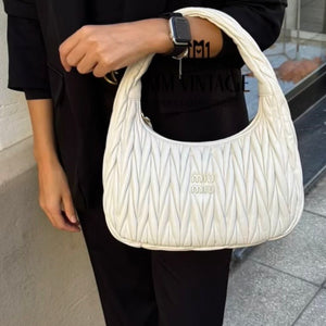 Borsa Hobo Wander Matelassé Miu Miu