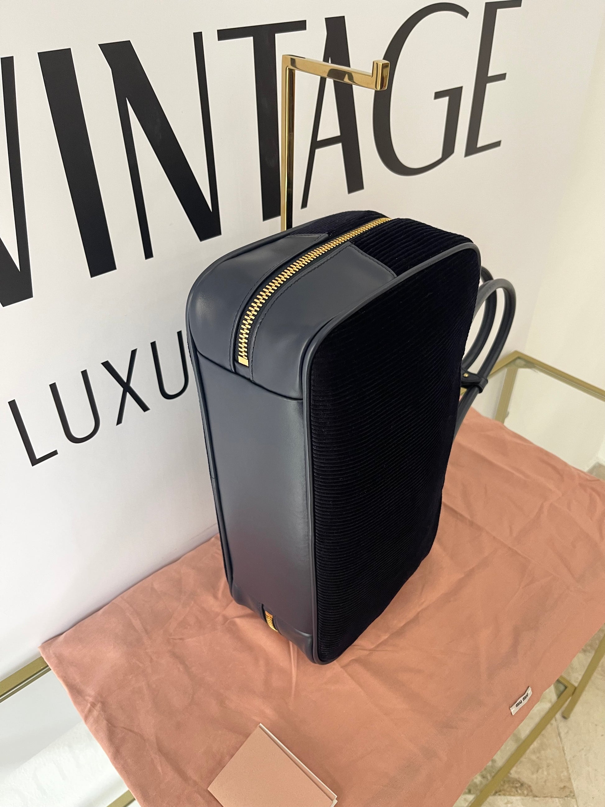 Borsa Beau in velluto a coste Miu Miu