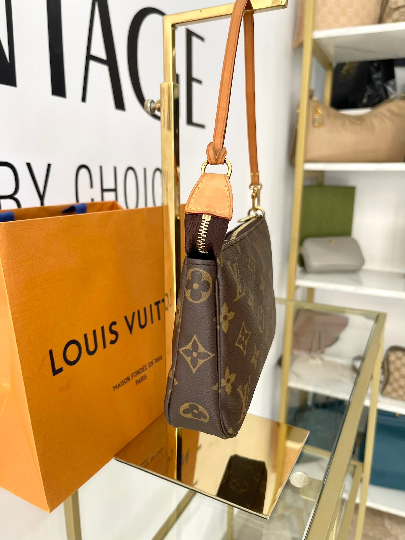 Pochette Accessoires Monogram Louis Vuitton