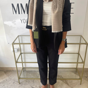 Stola GG  in lana e seta reversibile Gucci