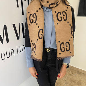 Sciarpa in lana e seta con motivo GG Jacquard Gucci