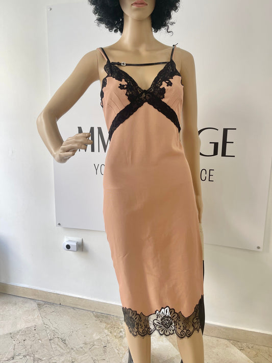 Abito con dettagli in pizzo nero Gucci