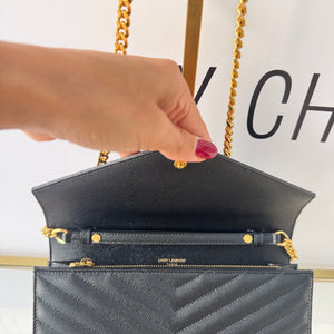 Wallet On Chain Cassandre Saint Laurent