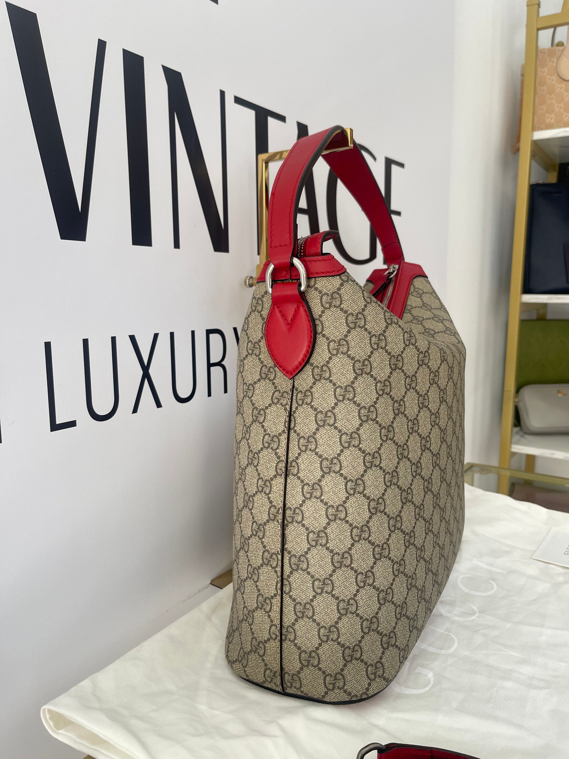 Borsa Hobo Linea A GG Supreme Gucci