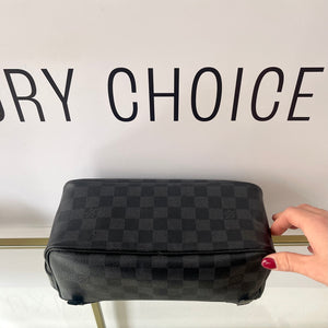 Toiletry Bag Damier Graphite Louis Vuitton