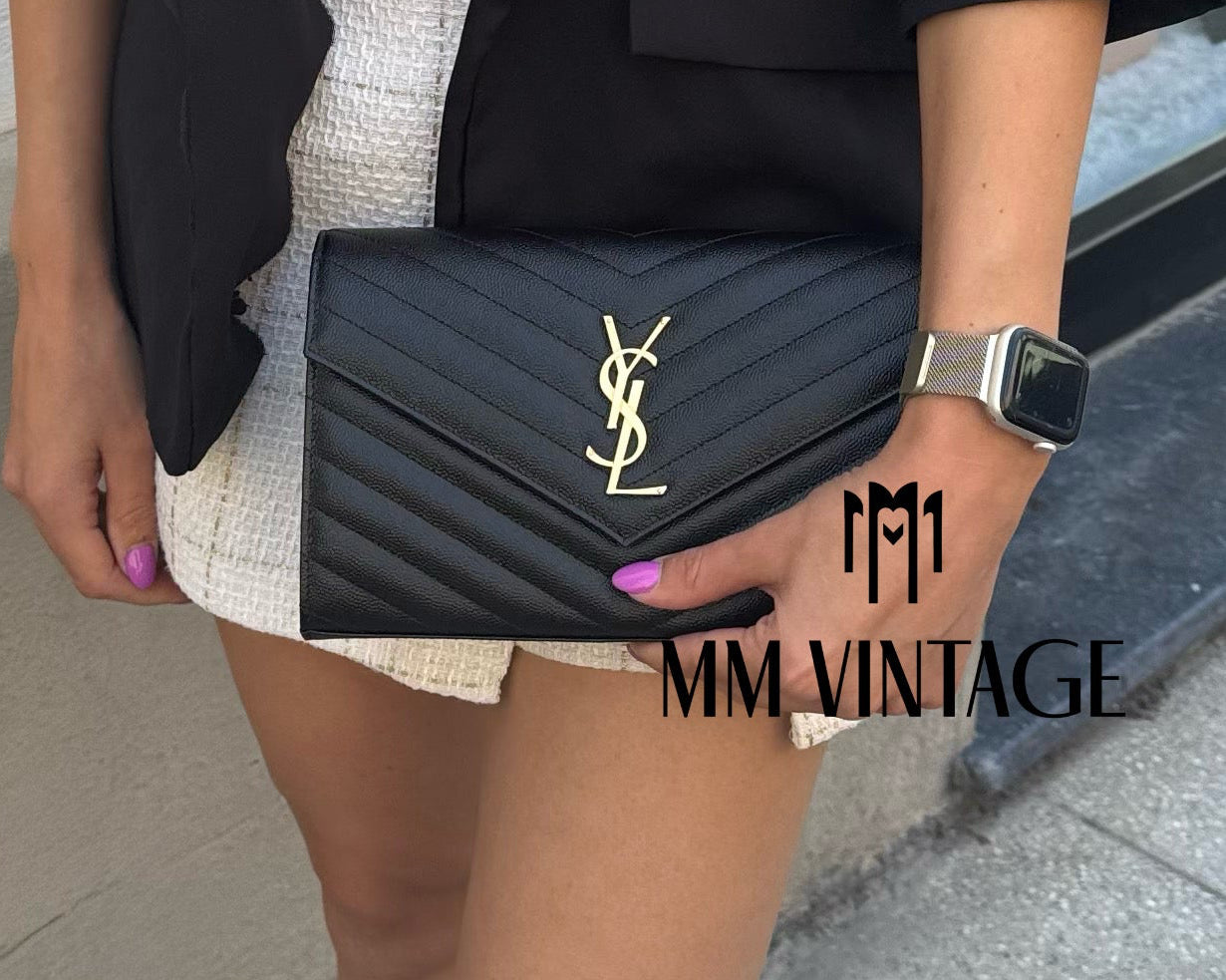 Wallet On Chain Cassandre Saint Laurent
