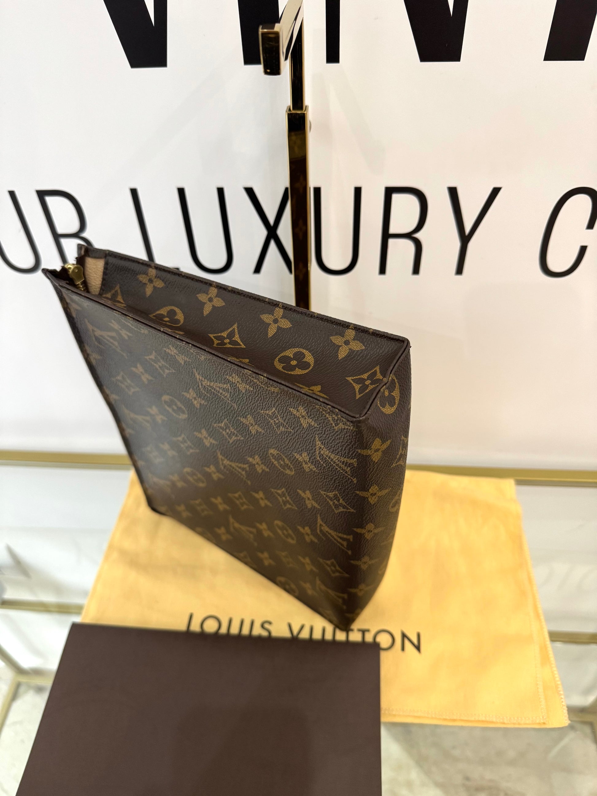 Toilette 26 Monogram Louis Vuitton