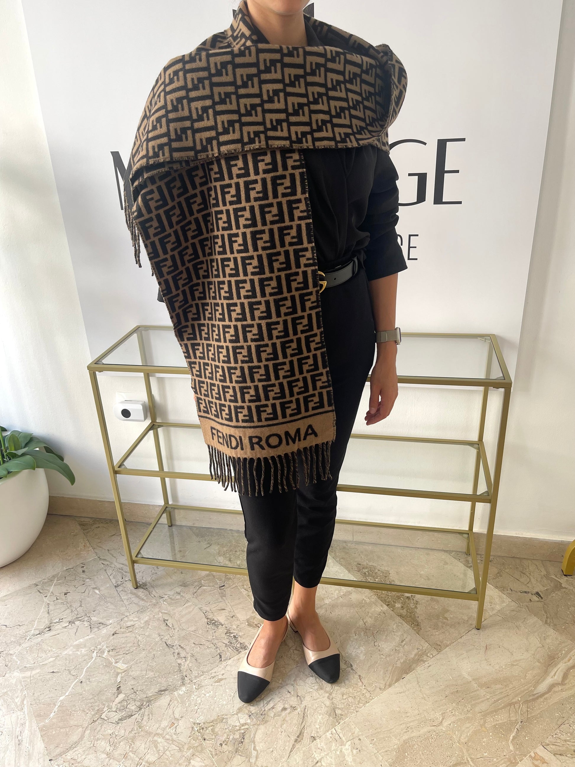 Sciarpa nero/tabacco Fendi