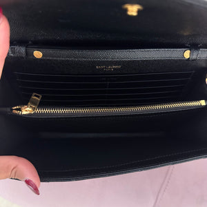 Wallet On Chain Cassandre Saint Laurent