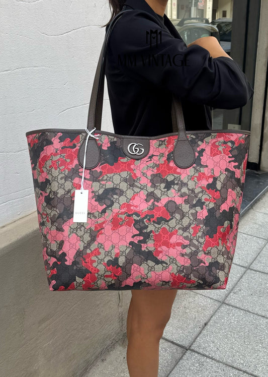 Borsa Shopping Camouflage GG Supreme Gucci