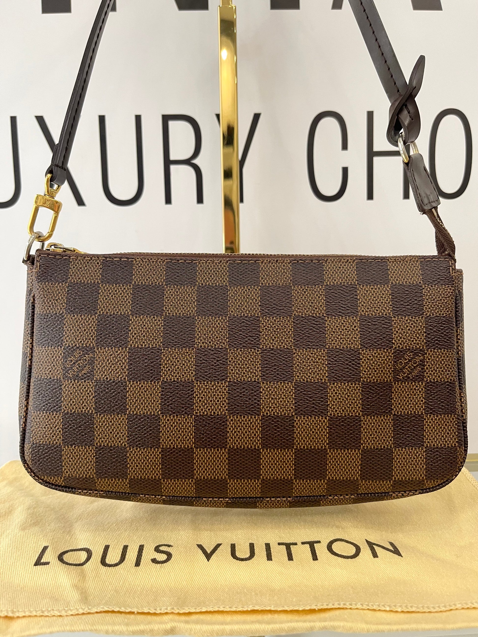 Pochette Accessoires Damier Ebéne Louis Vuitton