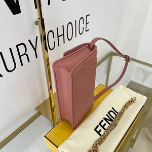 Wallet on Chain Baguette rosa Fendi