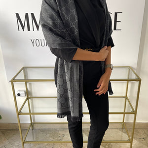 Sciarpa GG jacquard grigio antracite Gucci