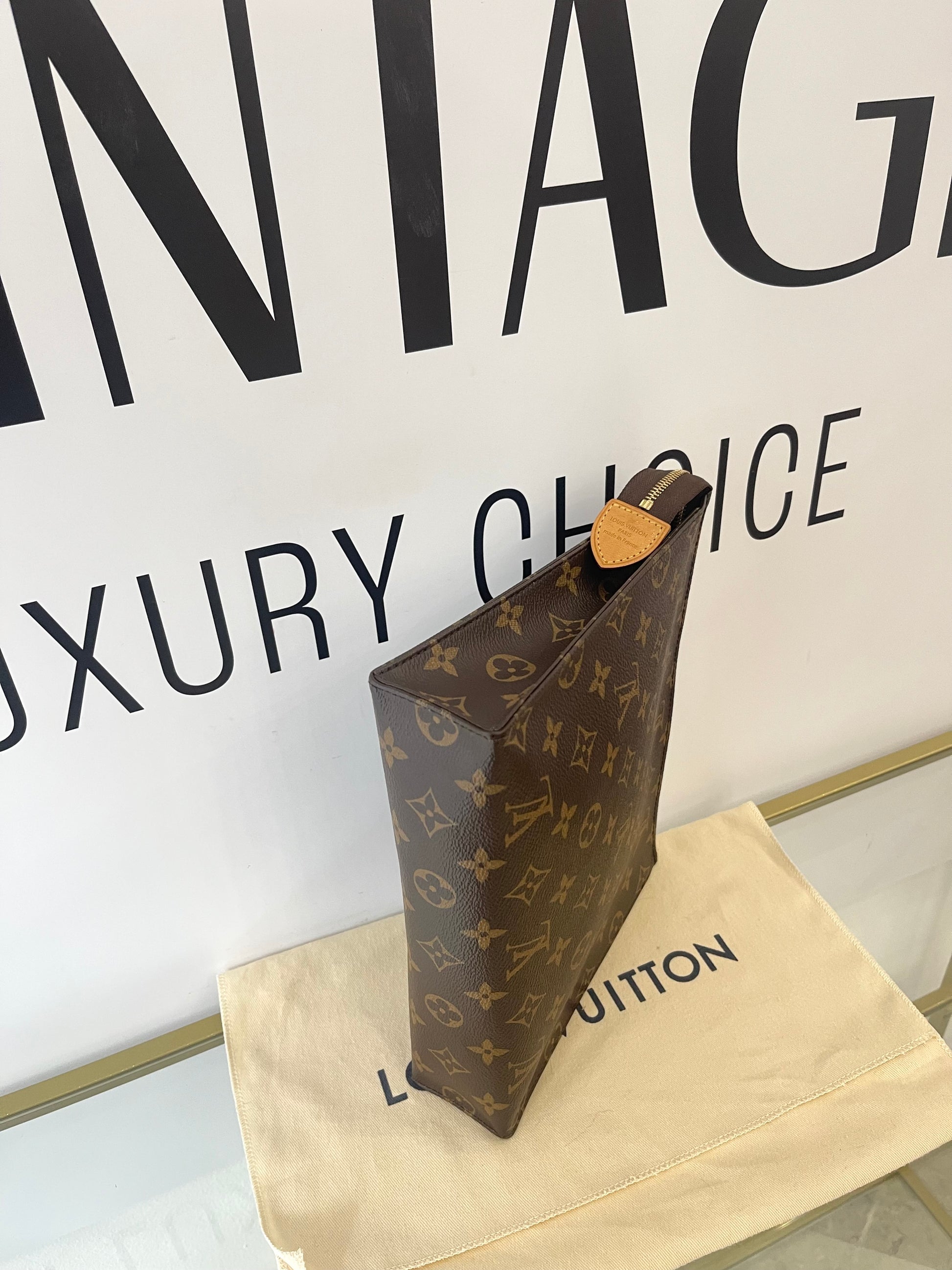 Toilette 26 Monogram Louis Vuitton