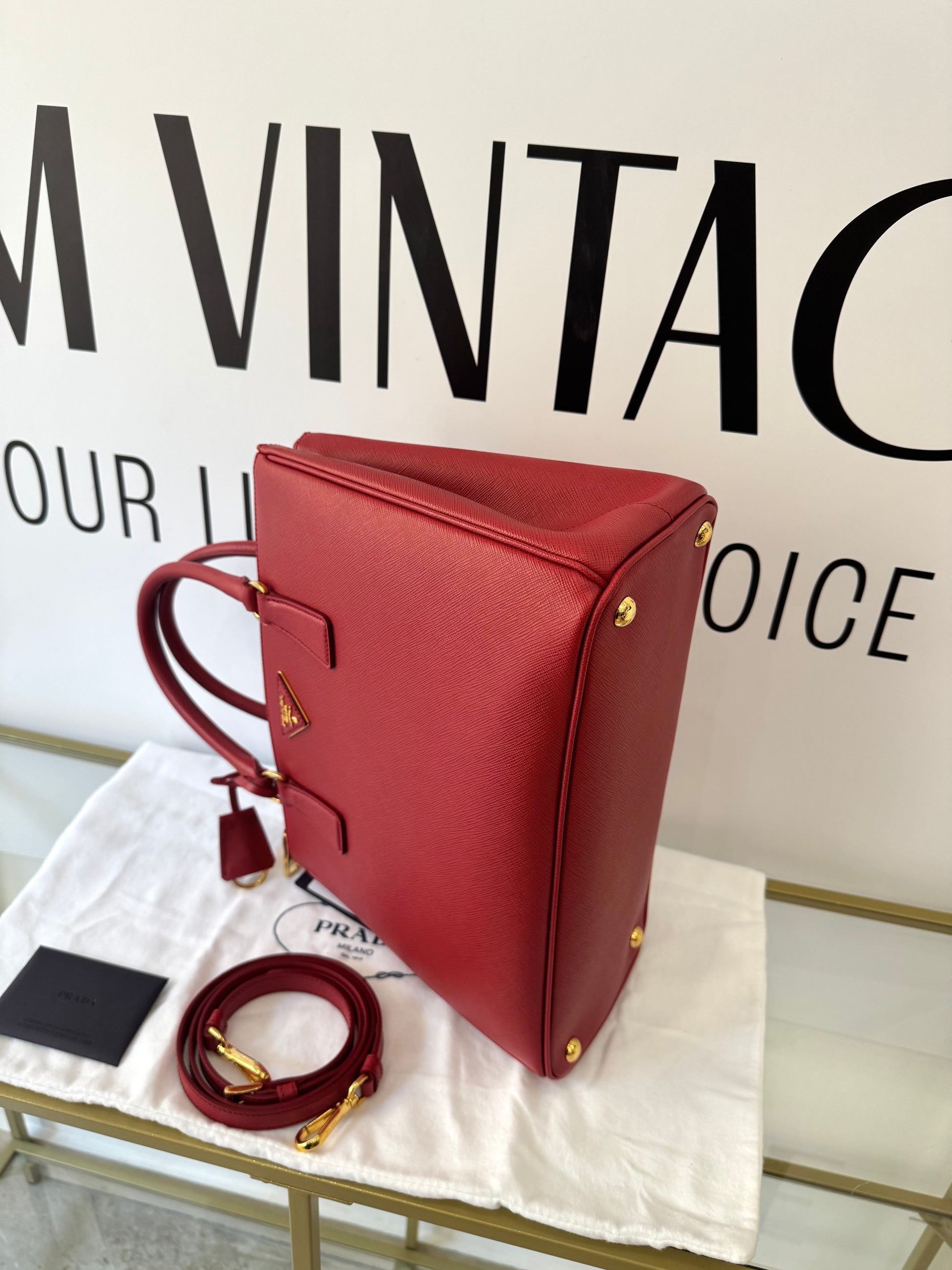 Borsa Galleria Large in Saffiano Prada