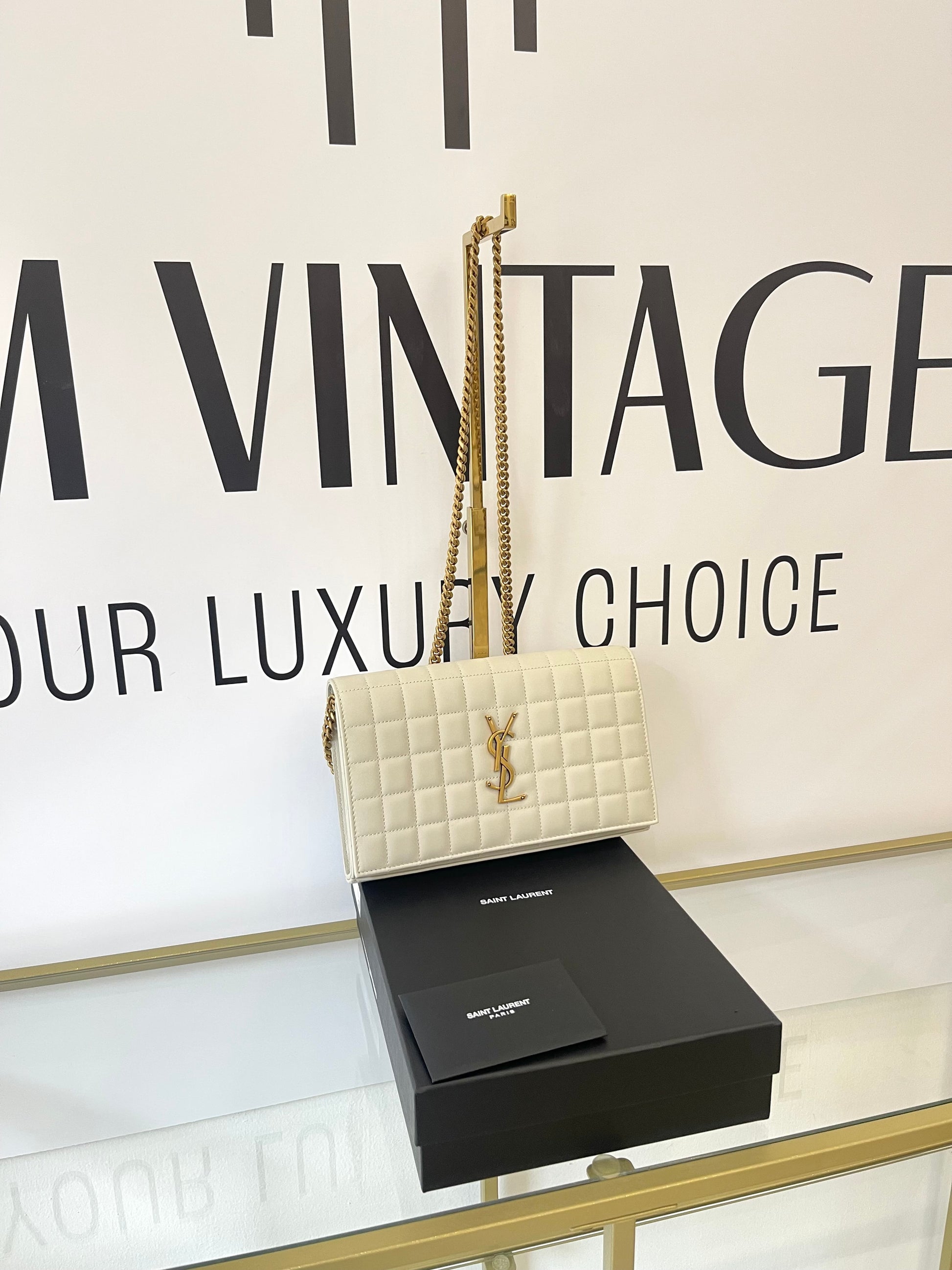 Wallet On Chain Cassandré Saint Laurent