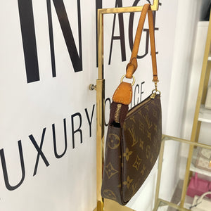 Pochette Accessoires Monogram Louis Vuitton