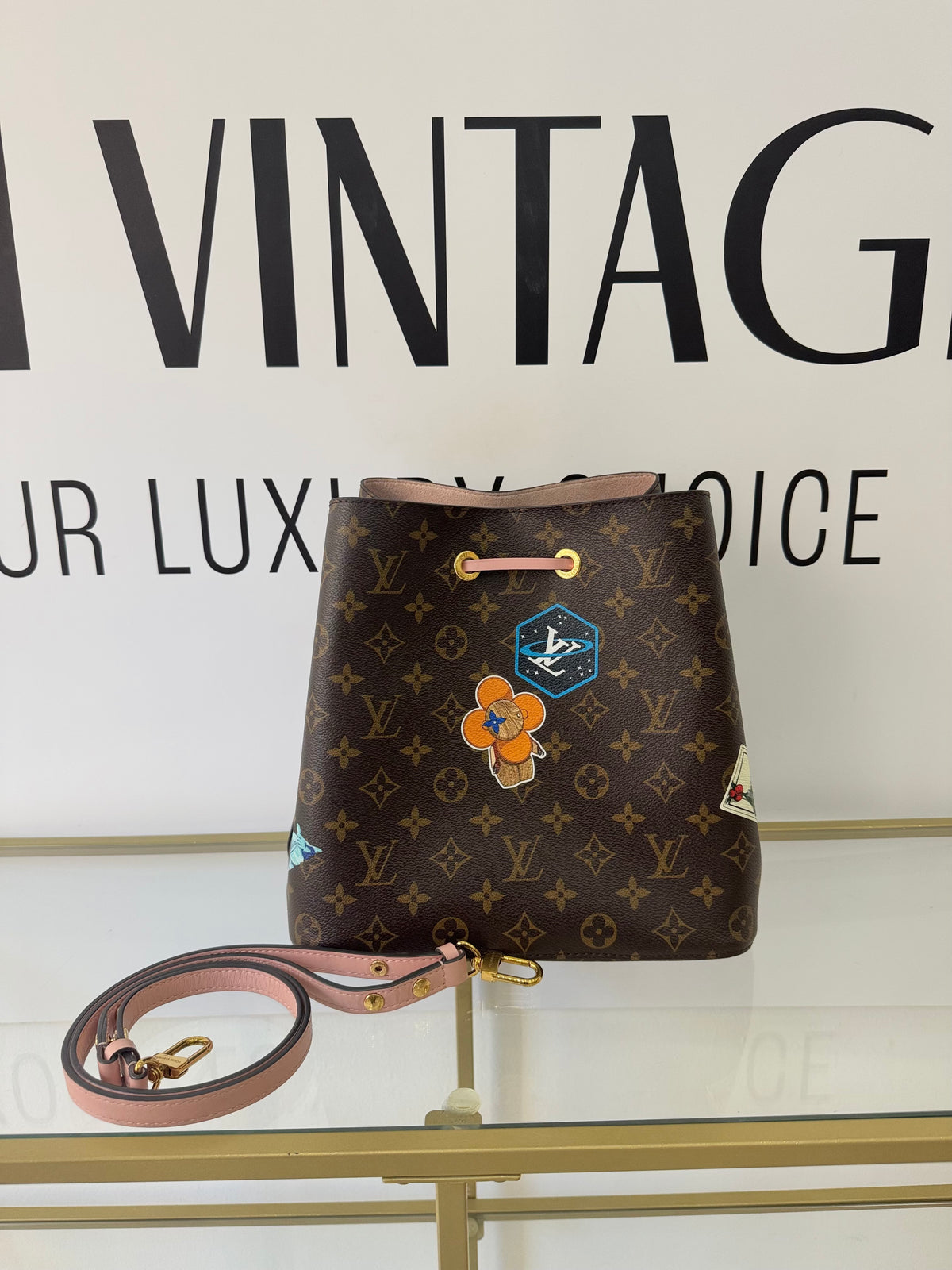Borsa NéoNoé MM My LV World Tour Limited Edition Louis Vuitton