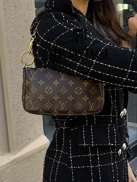 Pochette Accessoires Monogram Louis Vuitton