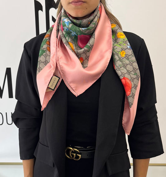 Stola in twill di seta Flora Gucci