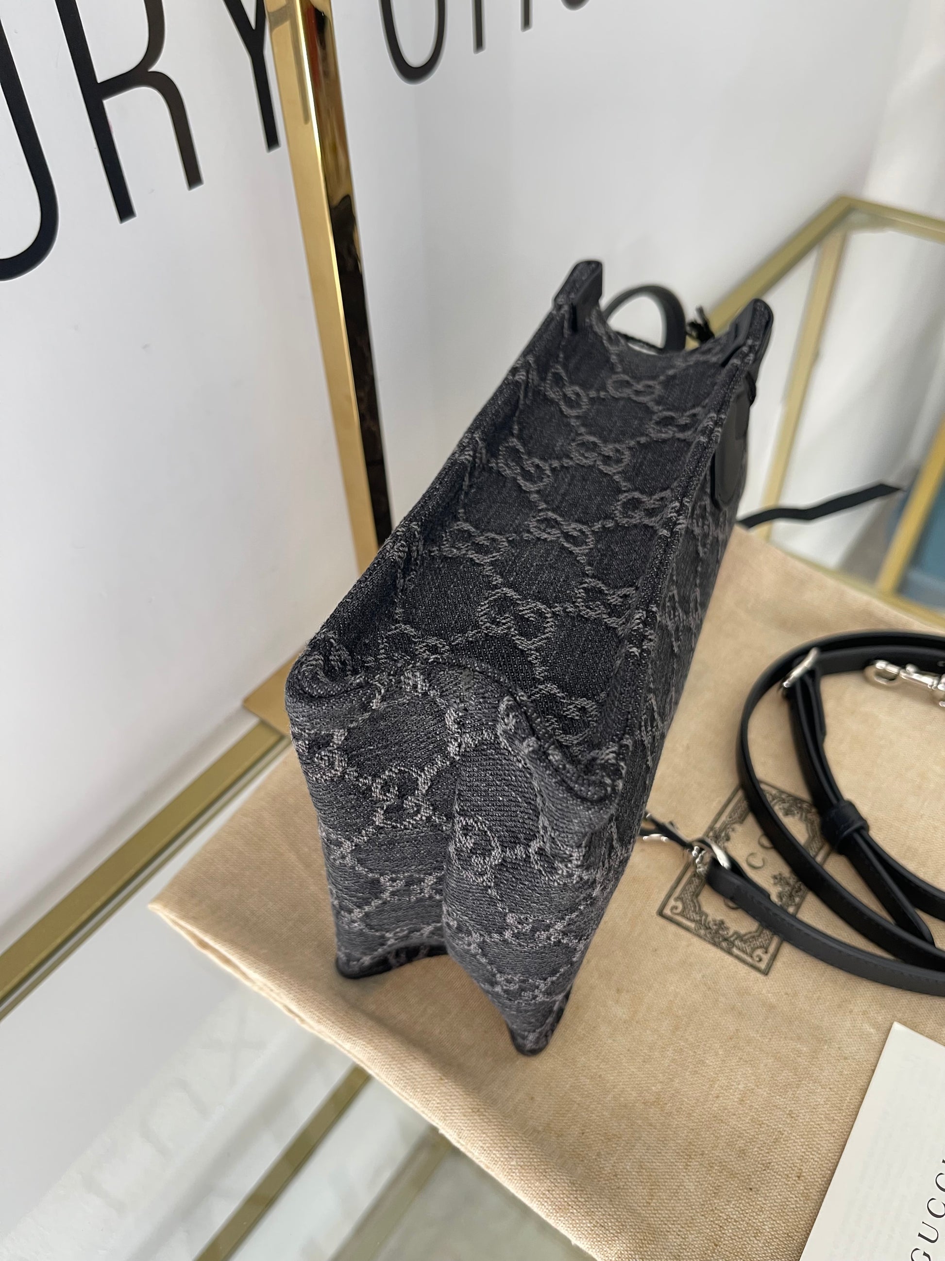 Borsa Mini Tote Ophidia GG in denim Gucci