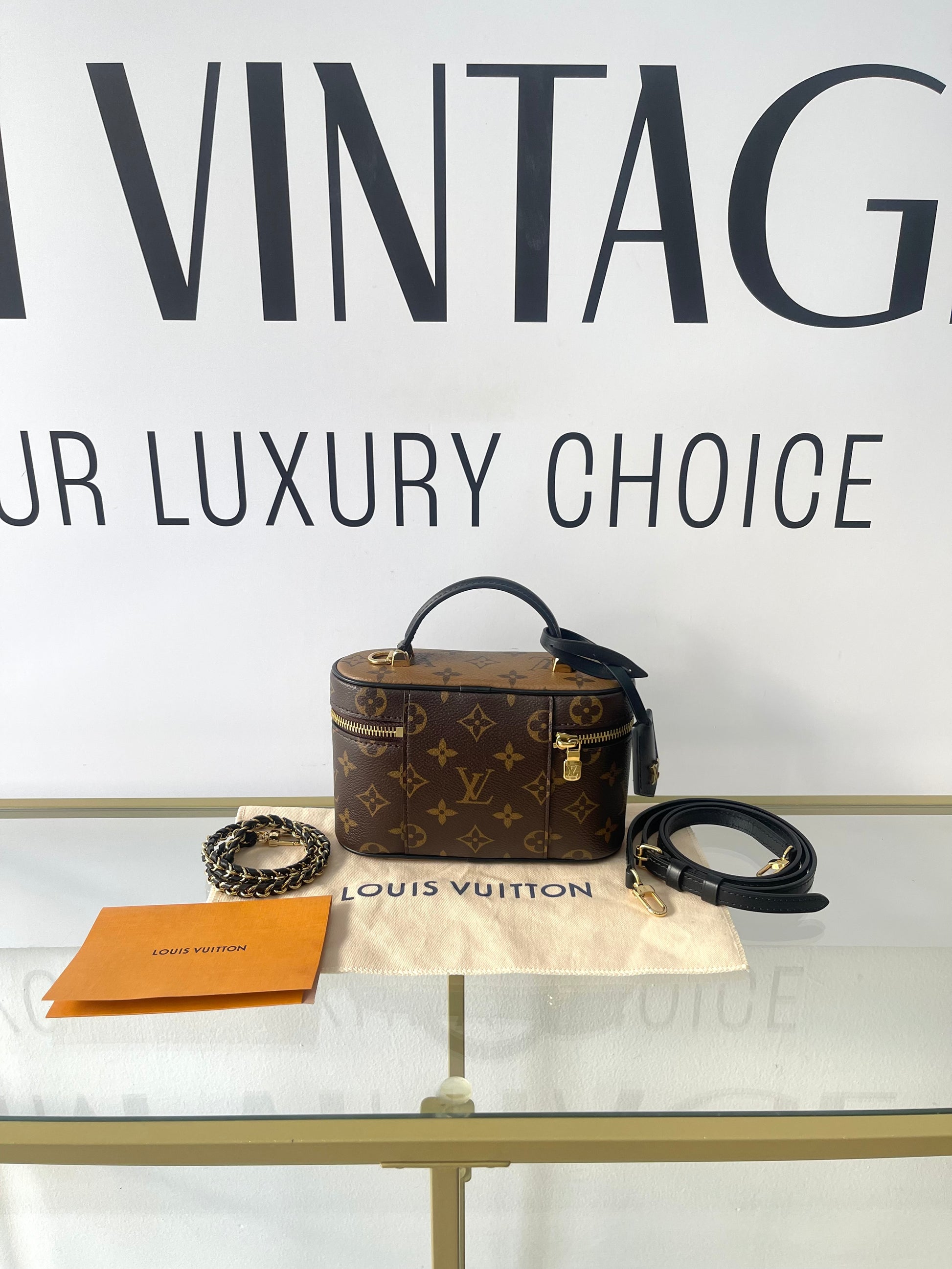 Pochette Vanity Monogram Louis Vuitton