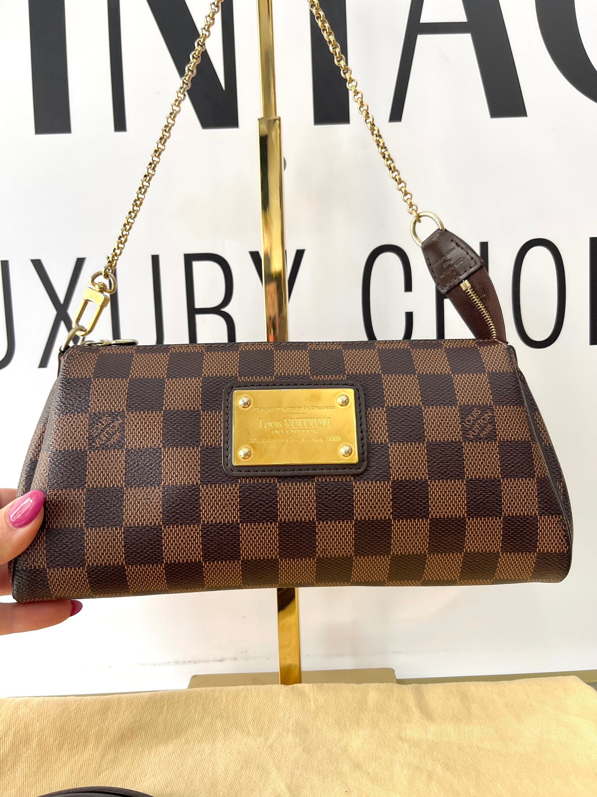 Borsa Eva Damier Ebène Louis Vuitton