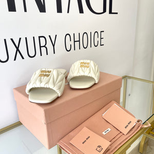 Sandali in pelle Matelassè Miu Miu