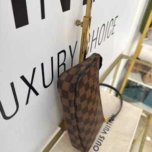 Pochette Accessoires Damier Ebéne Louis Vuitton