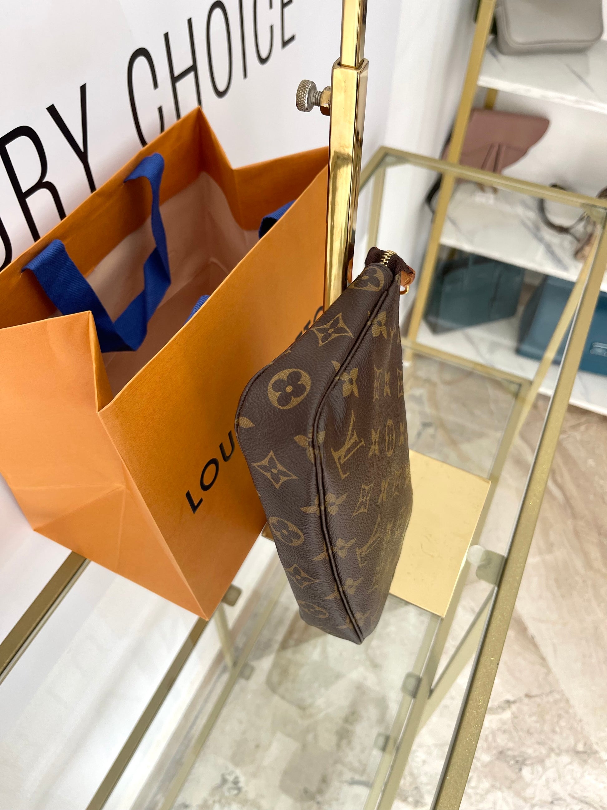 Pochette Accessoires Monogram Louis Vuitton